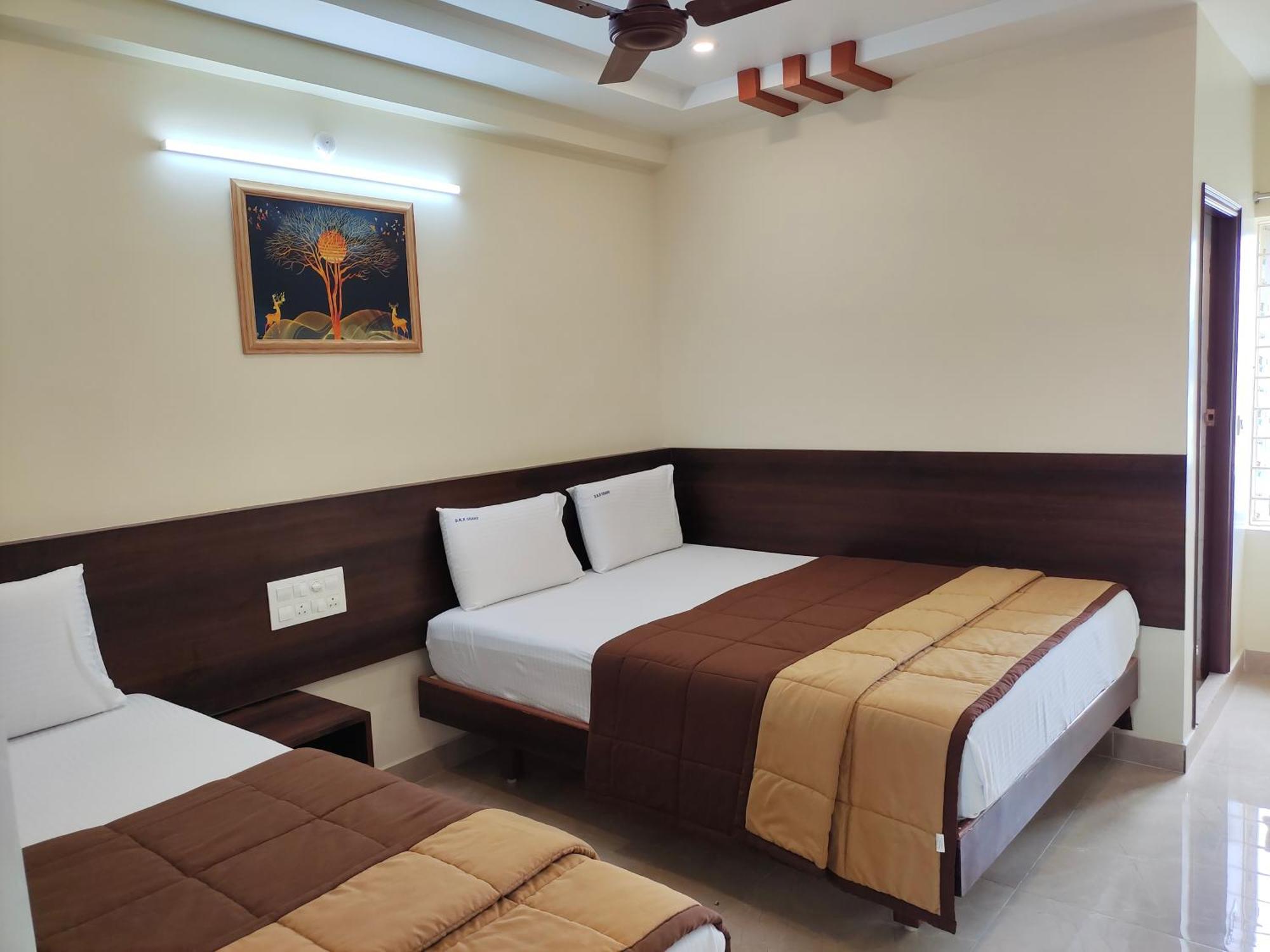 Hotel Dkr Grand Tirupati Habitación foto